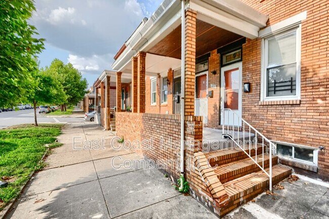 Building Photo - 425 N Highland Ave