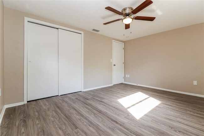 Building Photo - 5701 Berlin Dr