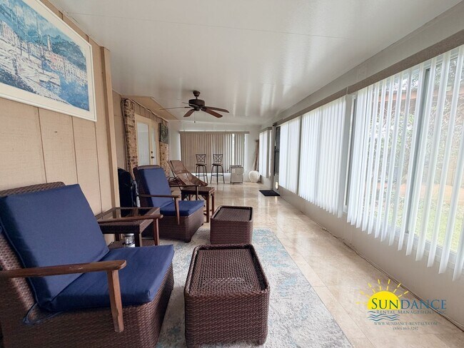 Building Photo - Charming 3BR Home in Mary Esther Near Hurlburt Field!