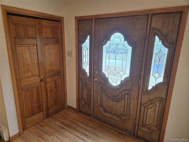 Building Photo - 11 Secor Ct