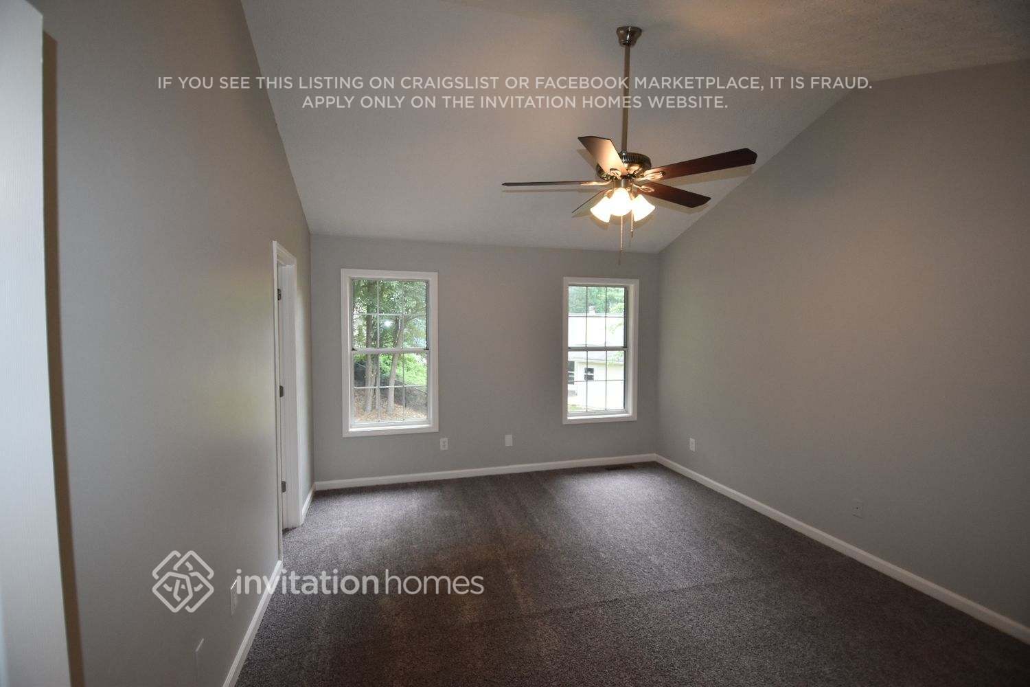 Building Photo - 550 Elizabeth Heights NE