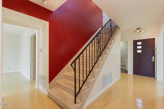 Building Photo - 1932 Hilldale Dr