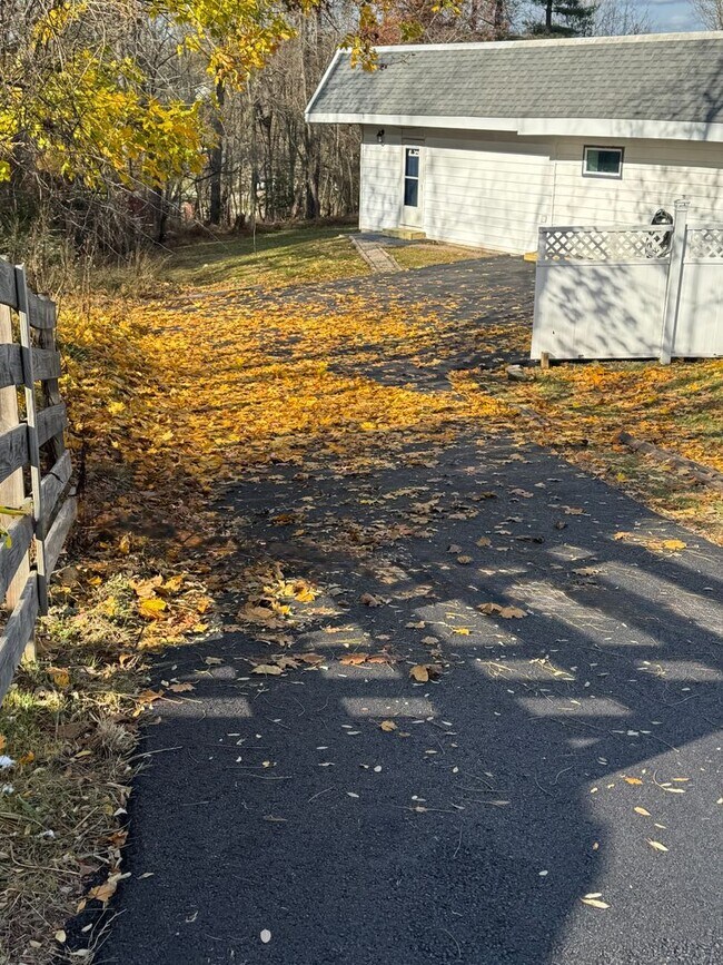 Building Photo - 4813 Sayre Ave