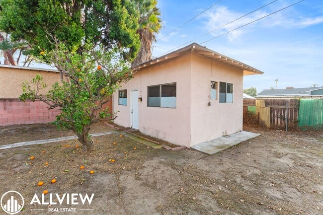 Building Photo - *NEW MOVE-IN SPECIAL | $1000 OFF FIRST MON...