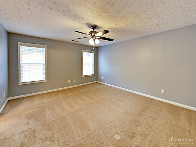 Building Photo - 5102 Meridian Lake Dr