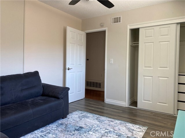Building Photo - 834 Carina Ave