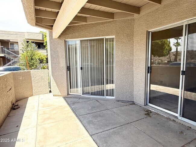 Building Photo - 1720 E Thunderbird Rd