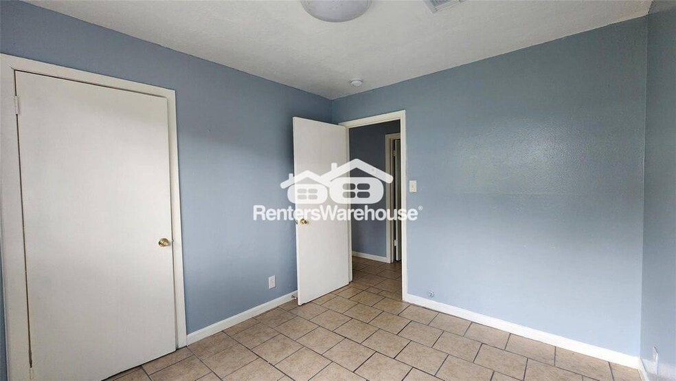 Building Photo - 6114 Hartwick Rd