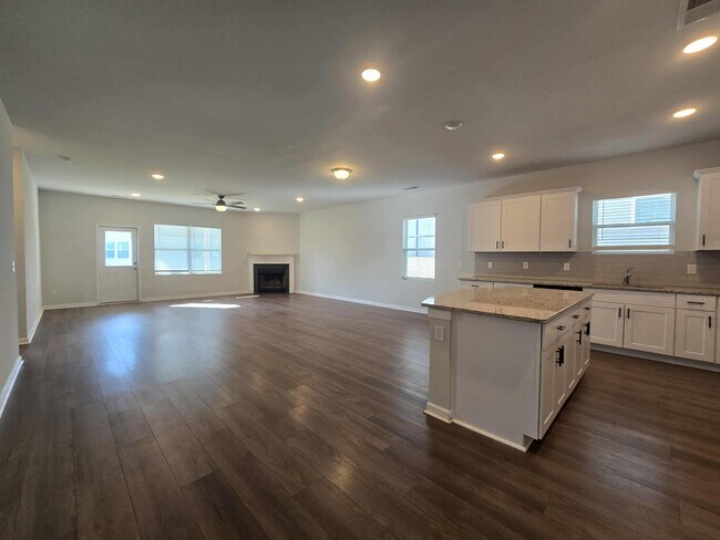 Building Photo - 3507 Peace Rd