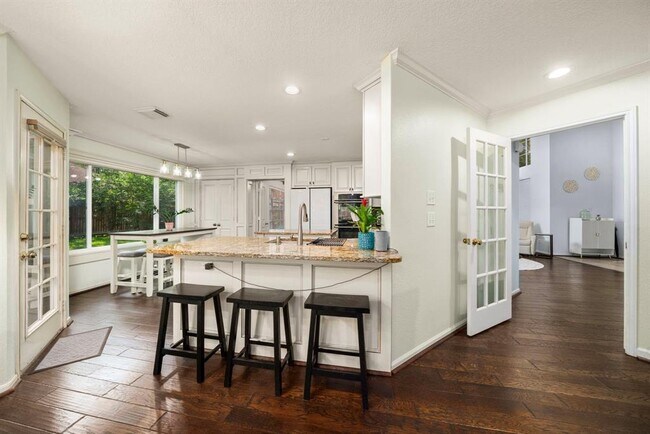 Building Photo - 202 W Greywing Cir