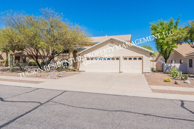 Primary Photo - 12490 N Copper Queen Way