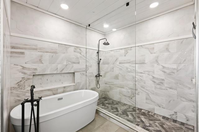 Building Photo - 115 Palomino Ln