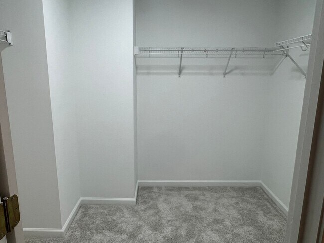 Building Photo - Lovely Bluffton Park House