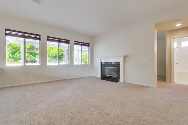 Building Photo - Gorgeous 4 Bedroom Santa Fe Hills Home With a Pool!