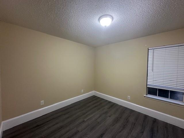 Building Photo - 2166 Spring Grove E