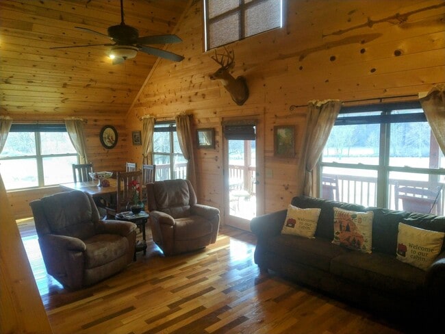 Building Photo - 1509 Cat Gap Rd