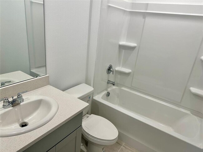 Building Photo - 534 Wayland Dr
