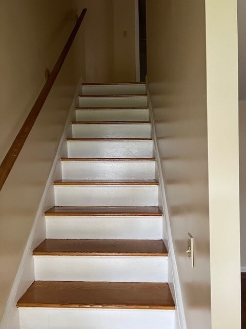 Building Photo - 31 Birch Rd