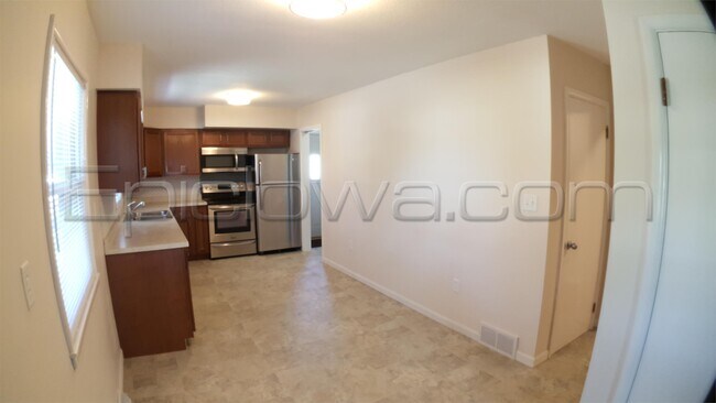 Building Photo - 2237 C Ave NW