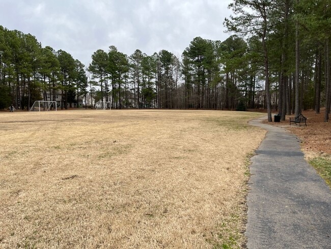 Building Photo - Corner Unit 3BD, 2.5BA Townhouse in North ...