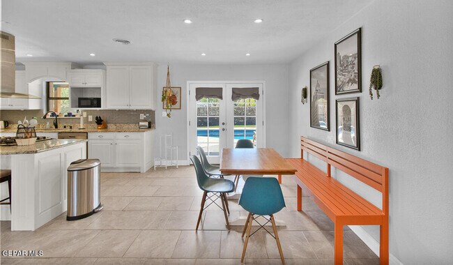 Building Photo - 779 Clay Ct