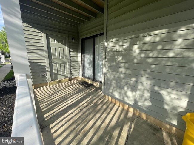 Building Photo - 907 Gregorys Way