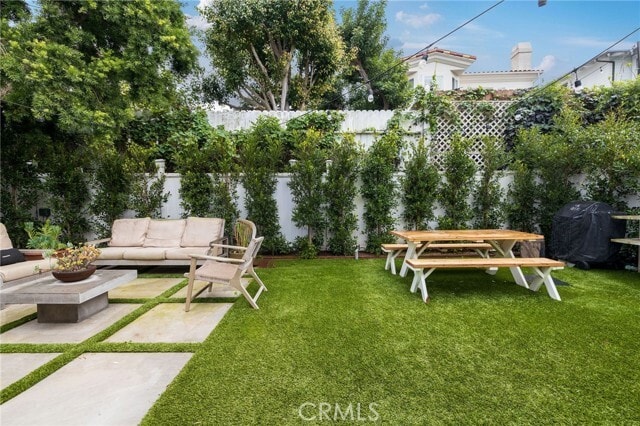 Building Photo - 2116 N Ardmore Ave