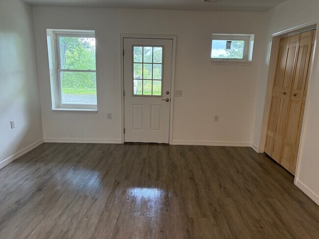 Building Photo - 51 Butler Hill Rd