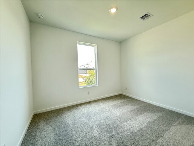 Building Photo - 16539 Mesquite Fld Dr