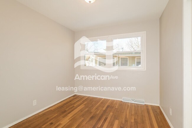 Building Photo - 9266 Ellison Dr
