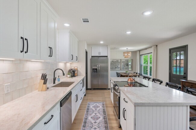 Building Photo - 1509 Barak Ln