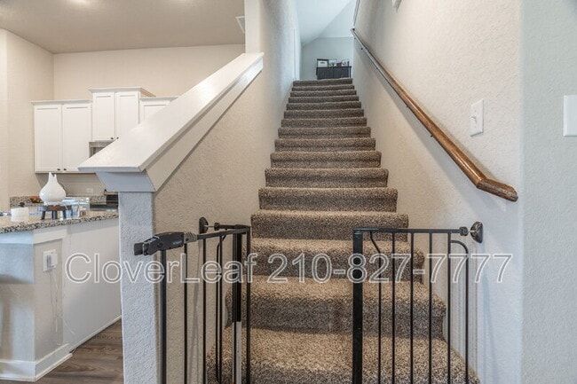 Building Photo - 709 Stonemanor Bay