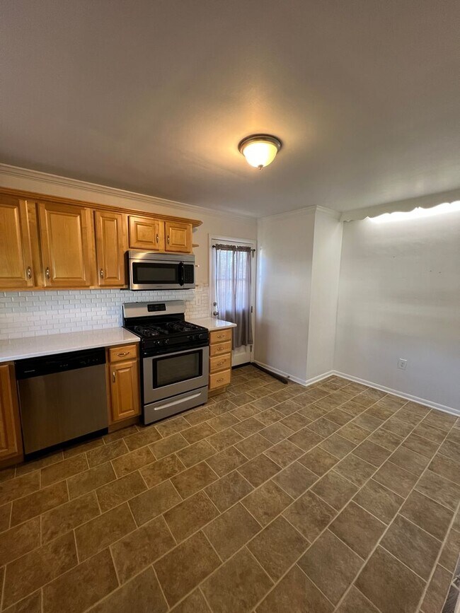 Building Photo - Beautiful 3 BD, 1 BA Lititz Home!