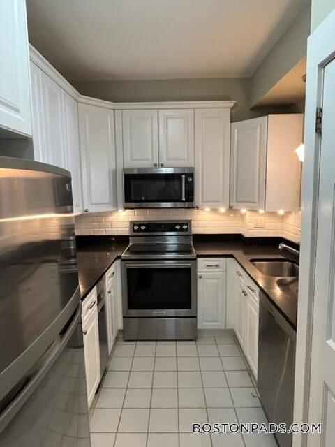 Building Photo - 127 Pembroke St