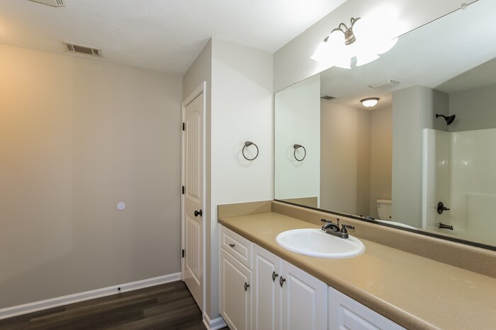 Building Photo - 151 Grove Landing Ct