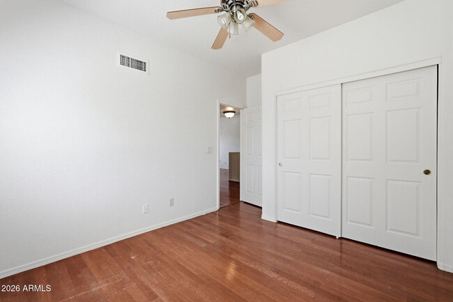 Building Photo - 1026 W Libra Dr