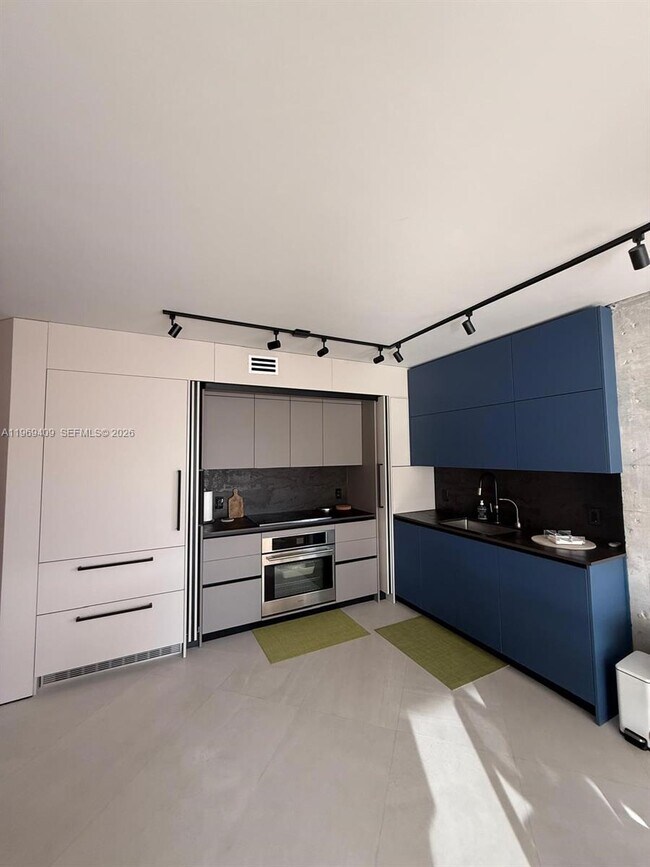 Building Photo - 4250 Biscayne Blvd