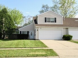 Building Photo - 43 Buckingham Ln