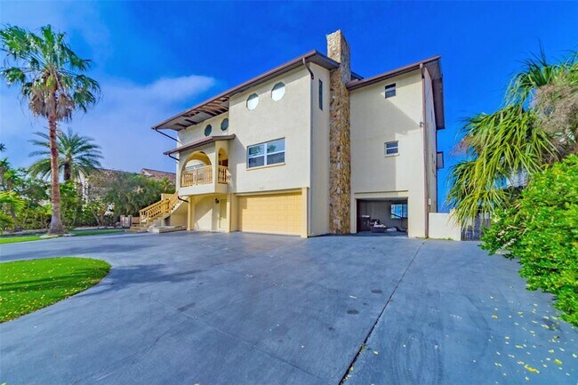 Building Photo - 5521 W Shr Dr