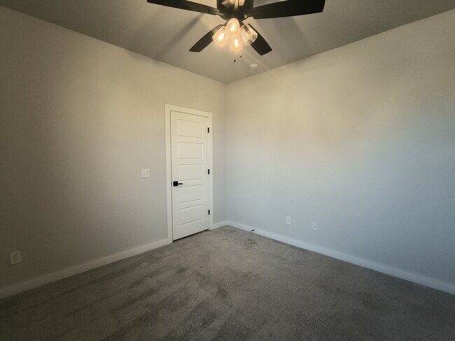Building Photo - 9212 NW 147th Terrace