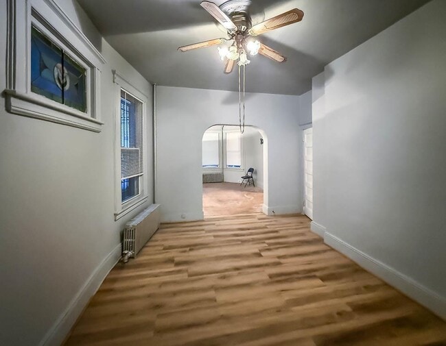 Building Photo - 57 Roosevelt Ave