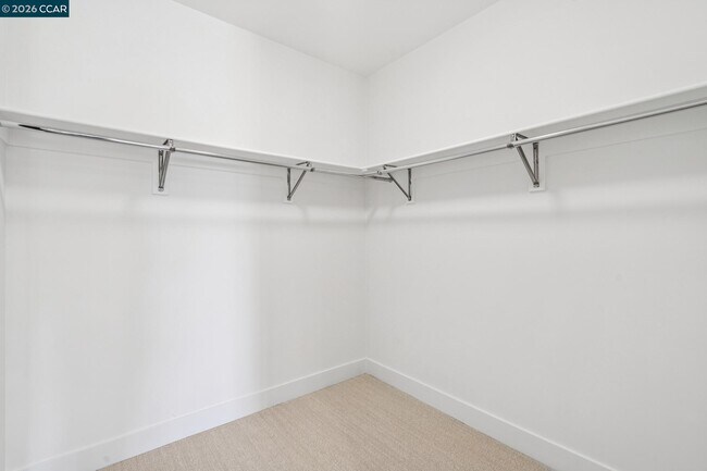 Building Photo - 1756 Cole Ave