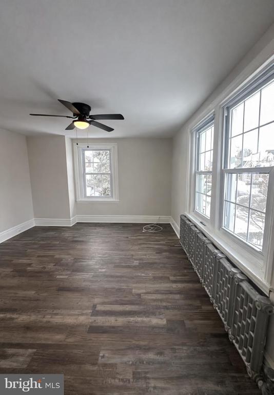 Building Photo - 125 E 4th Ave