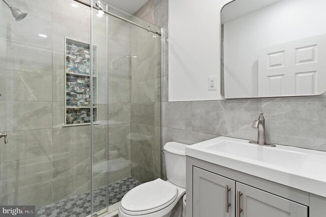 Building Photo - 1831 S 21st St