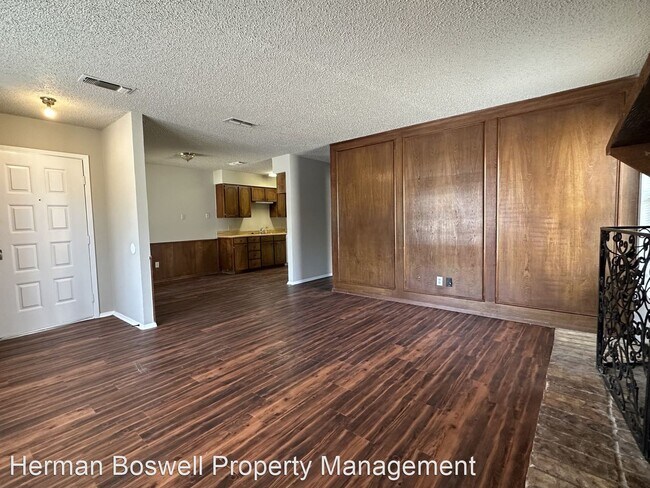 Building Photo - 2 br, 2 bath House - 1007 Southmoor Dr