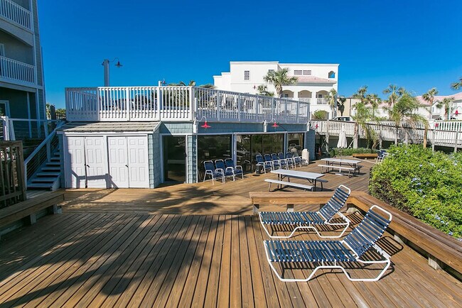 Building Photo - 210 Ocean Hibiscus Dr