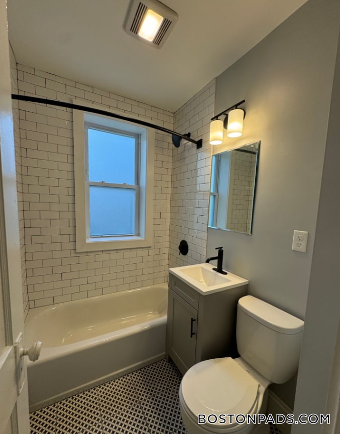 Building Photo - 233 Lafayette St