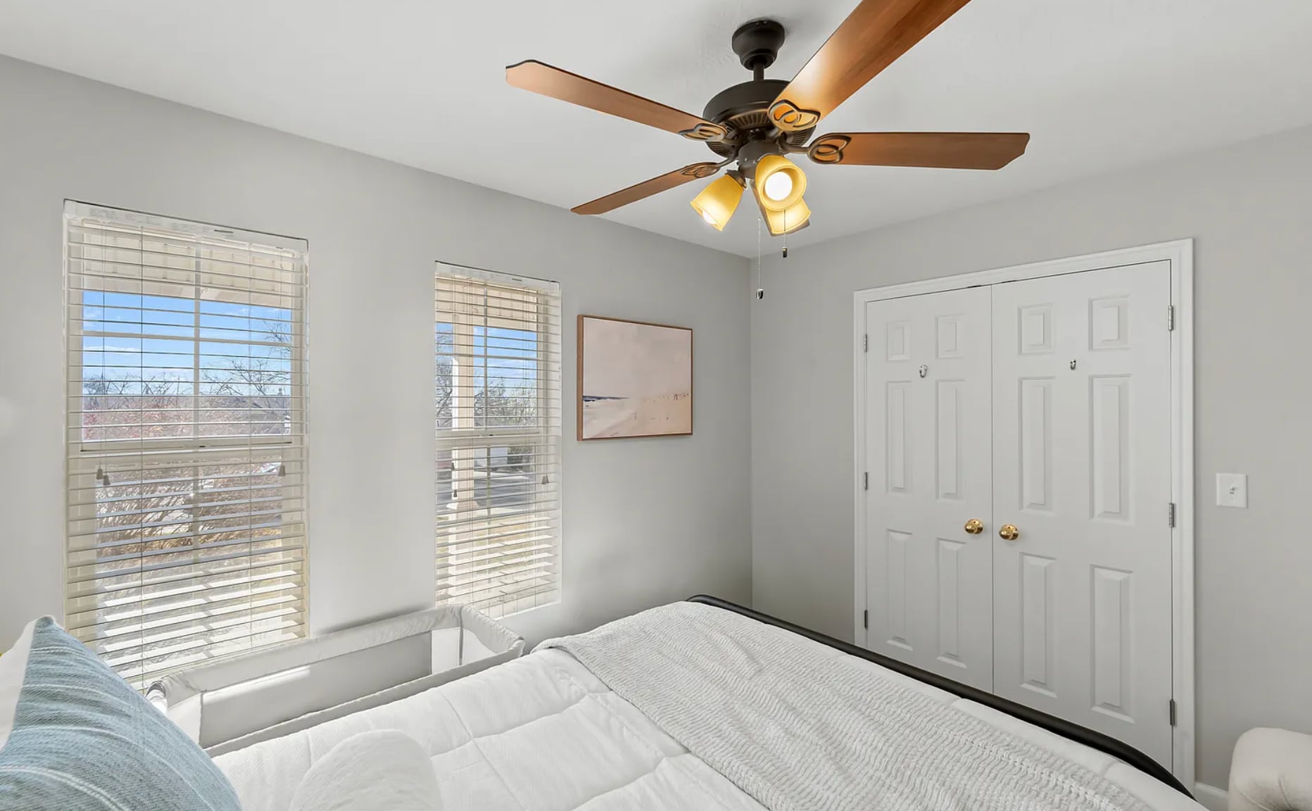 Building Photo - 1485 Navajo Dr