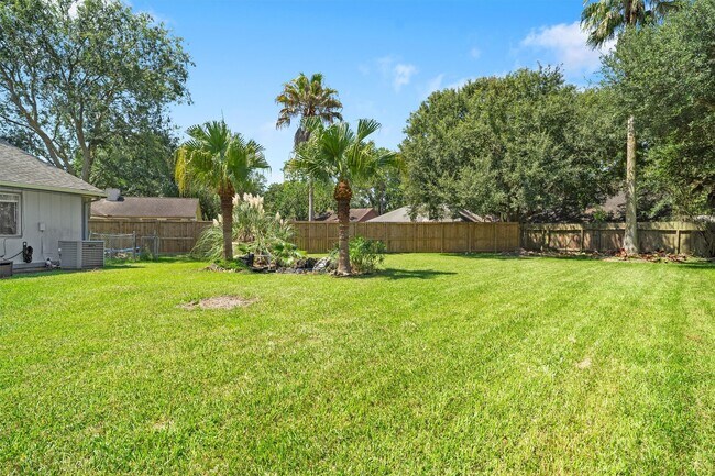 Building Photo - 3006 Stargrass Ct