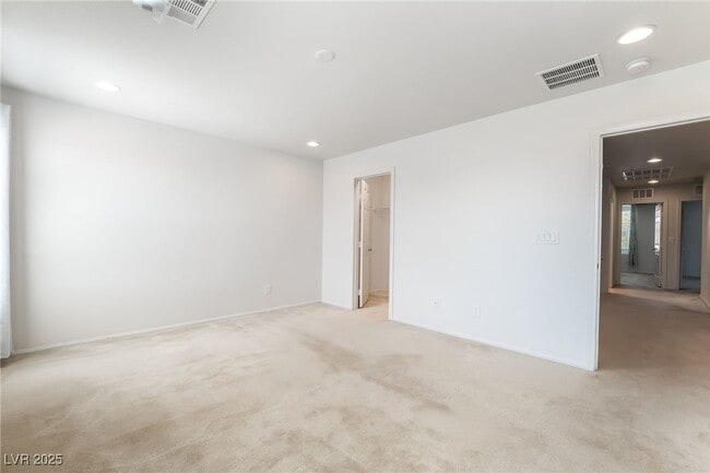 Building Photo - 9205 Keystone Ridge Ave